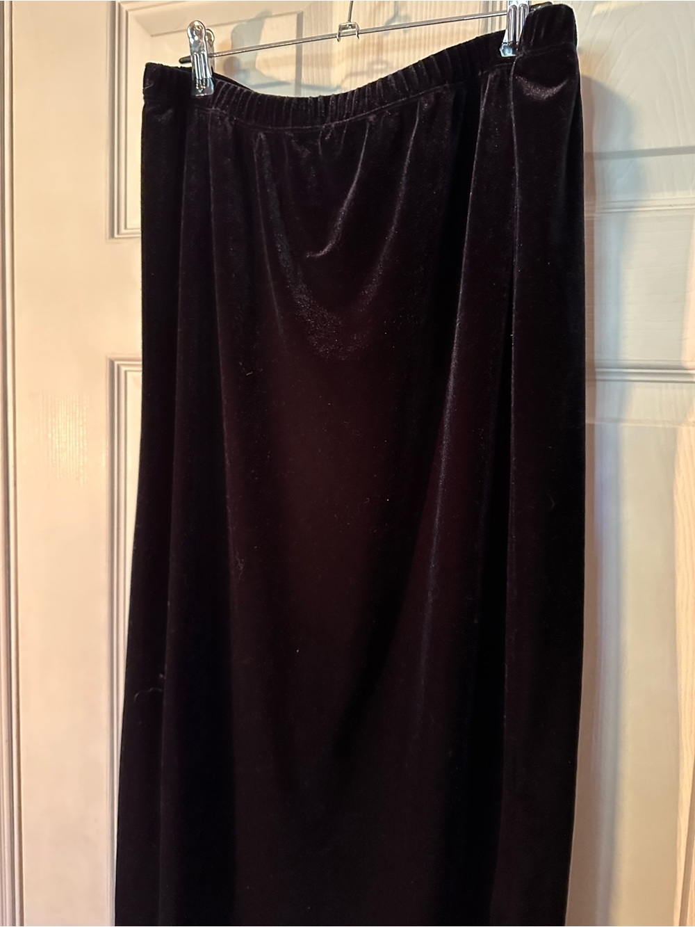 Vintage 90s Whimsygoth Black Velvet Pull-On Maxi Skirt